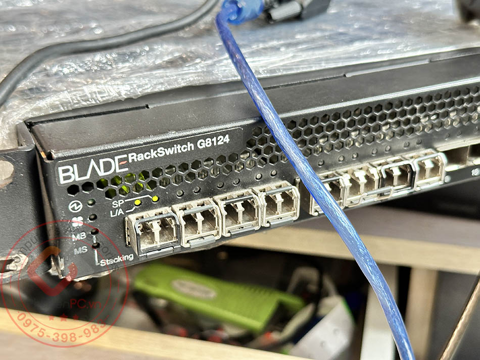 Dây cáp Console RS232 DB9 Female to Mini USB 43X051 For Lenovo RackSwitch G8264 dài 1.5M