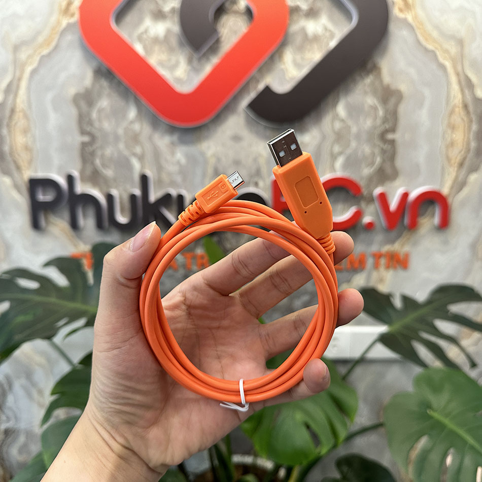 Cáp Aruba Console USB to Micro USB 5Pin HPE JY728A AP-CBL-SERU dài 1.8M